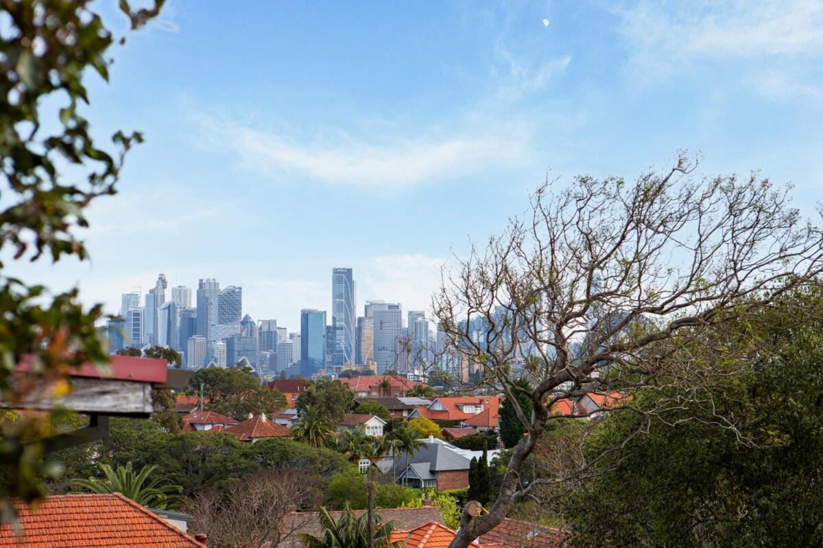 Huge Harbour View Apartment In Historic Home シドニー エクステリア 写真